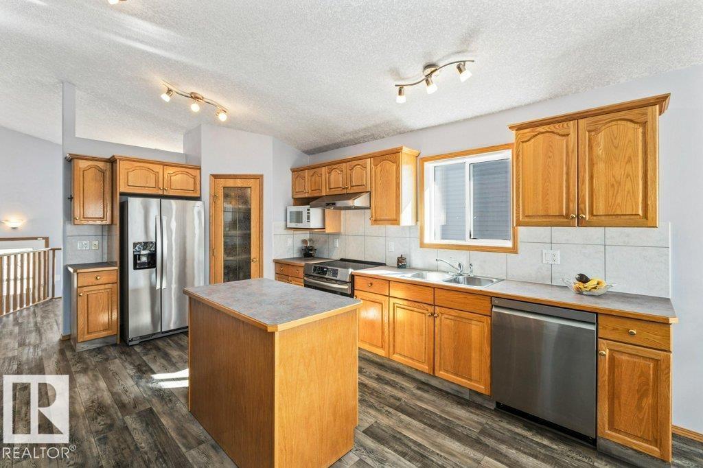 2921 152 Av Nw, Edmonton, Alberta  T5Y 2Y4 - Photo 10 - E4478936