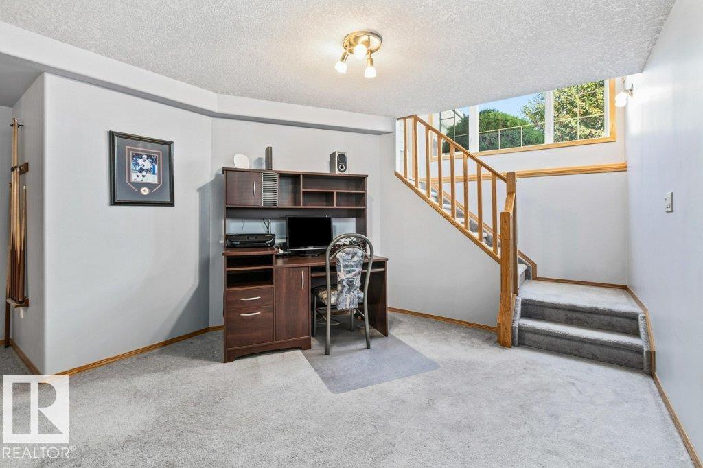 2921 152 Av Nw, Edmonton, Alberta  T5Y 2Y4 - Photo 16 - E4478936