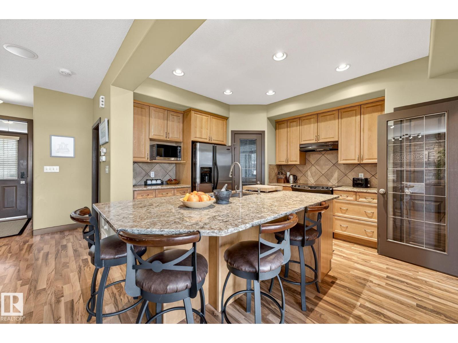 8916 79 Av Nw, Edmonton, Alberta  T6C 0R8 - Photo 11 - E4478937