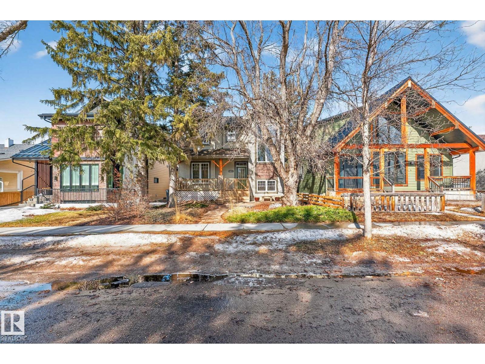 8916 79 Av Nw, Edmonton, Alberta  T6C 0R8 - Photo 2 - E4478937