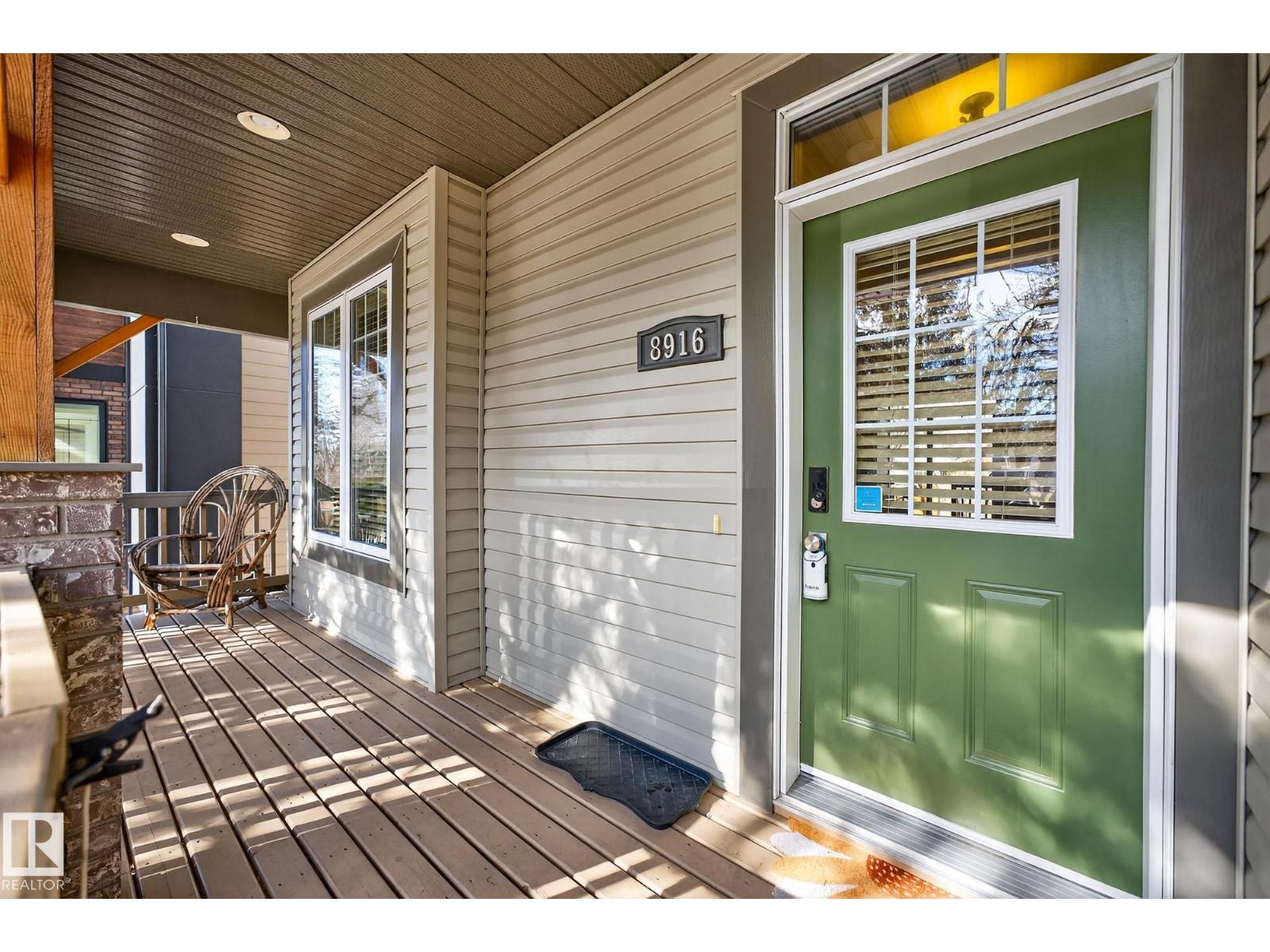 8916 79 Av Nw, Edmonton, Alberta  T6C 0R8 - Photo 3 - E4478937