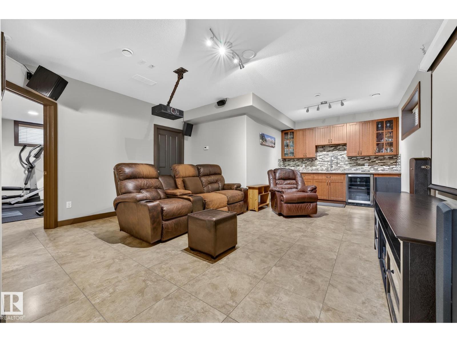 8916 79 Av Nw, Edmonton, Alberta  T6C 0R8 - Photo 30 - E4478937