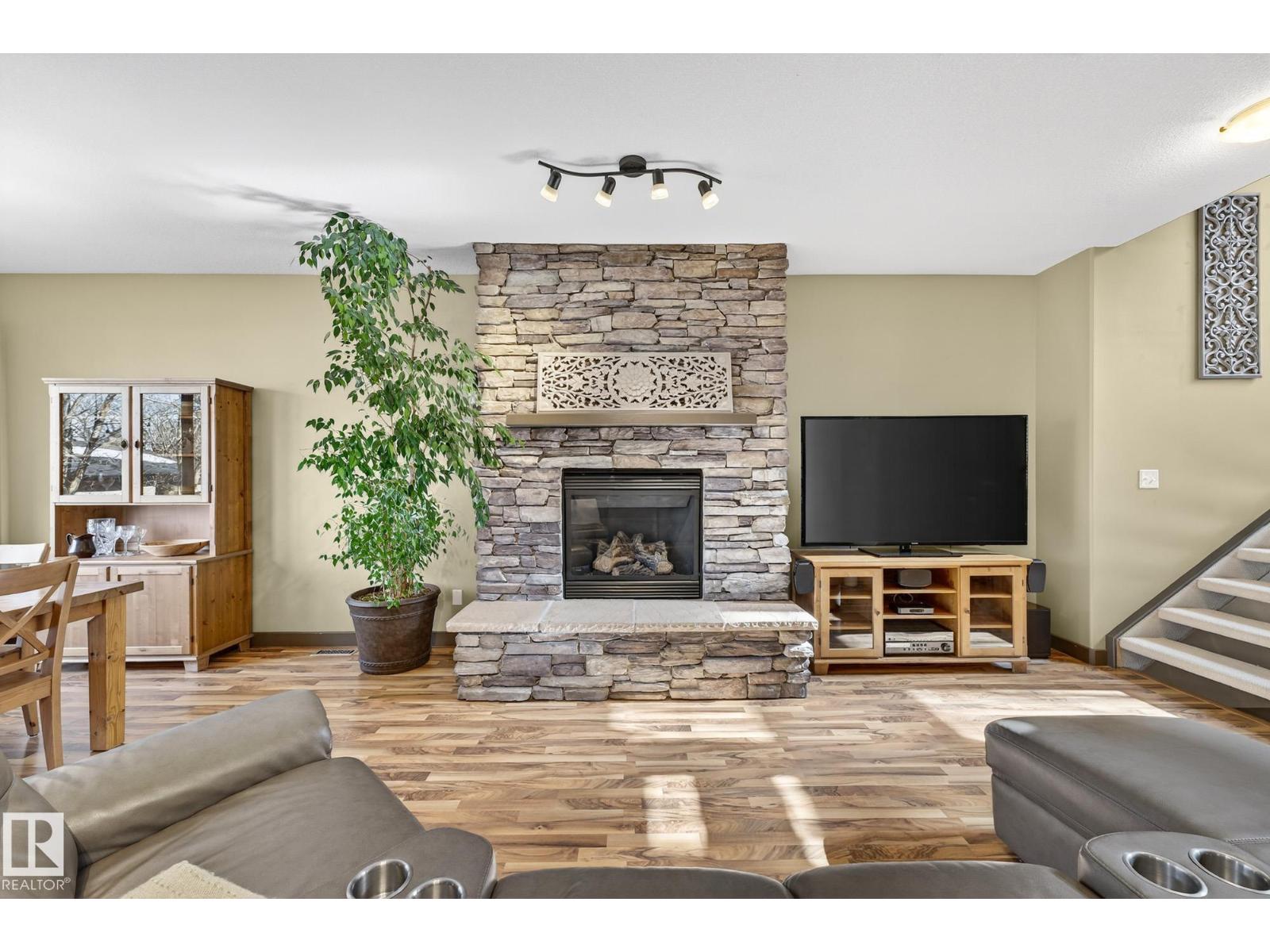 8916 79 Av Nw, Edmonton, Alberta  T6C 0R8 - Photo 8 - E4478937