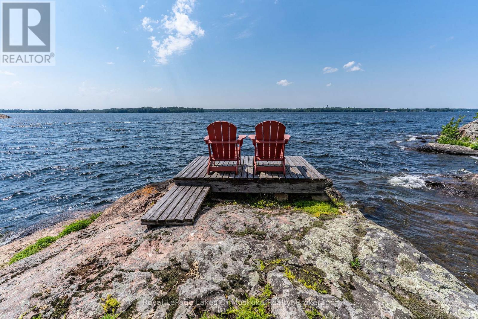 1 Island 2sl Island, Gravenhurst, Ontario P1P 1R1 - Photo 15 - X12918850