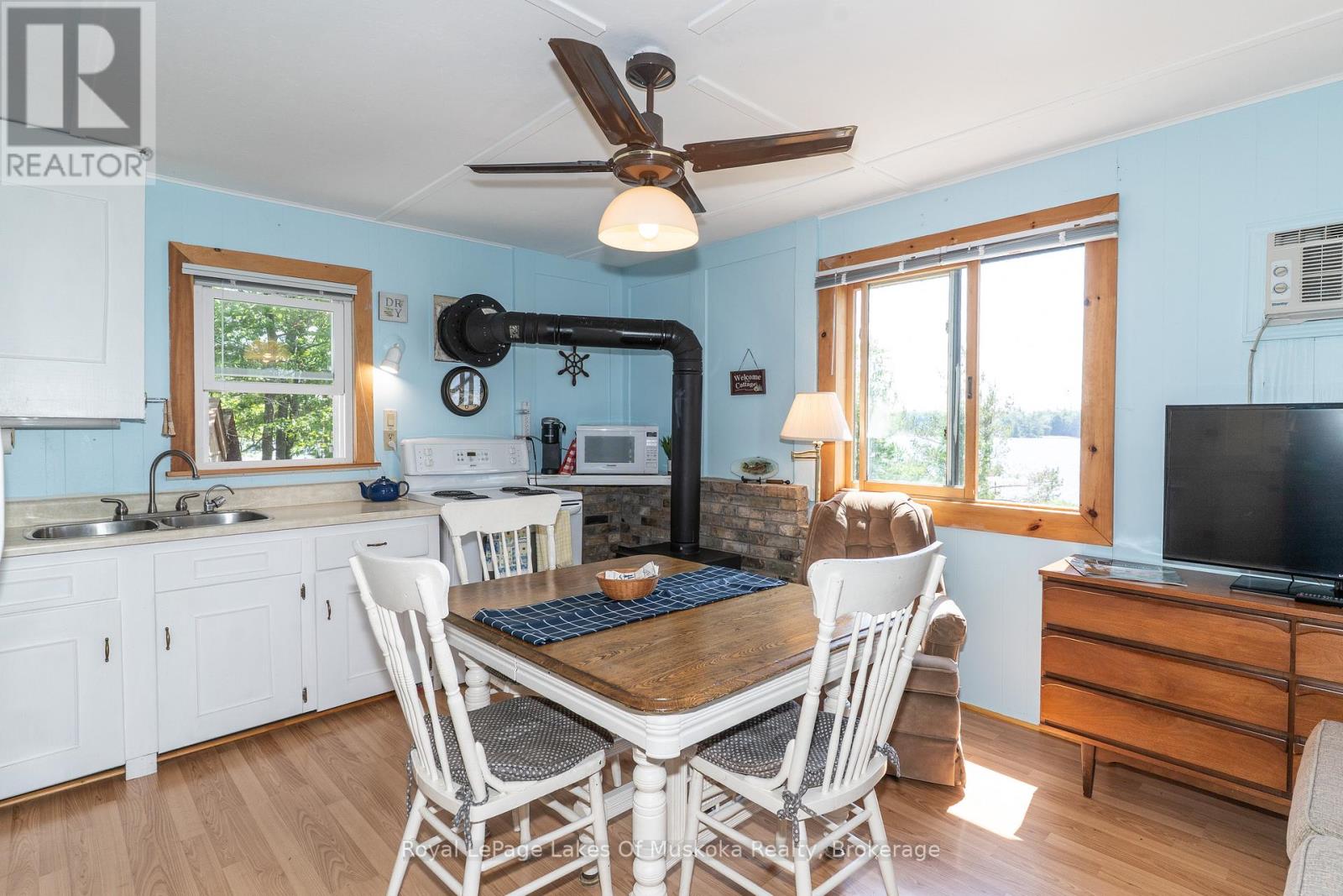 1 Island 2sl Island, Gravenhurst, Ontario P1P 1R1 - Photo 18 - X12918850