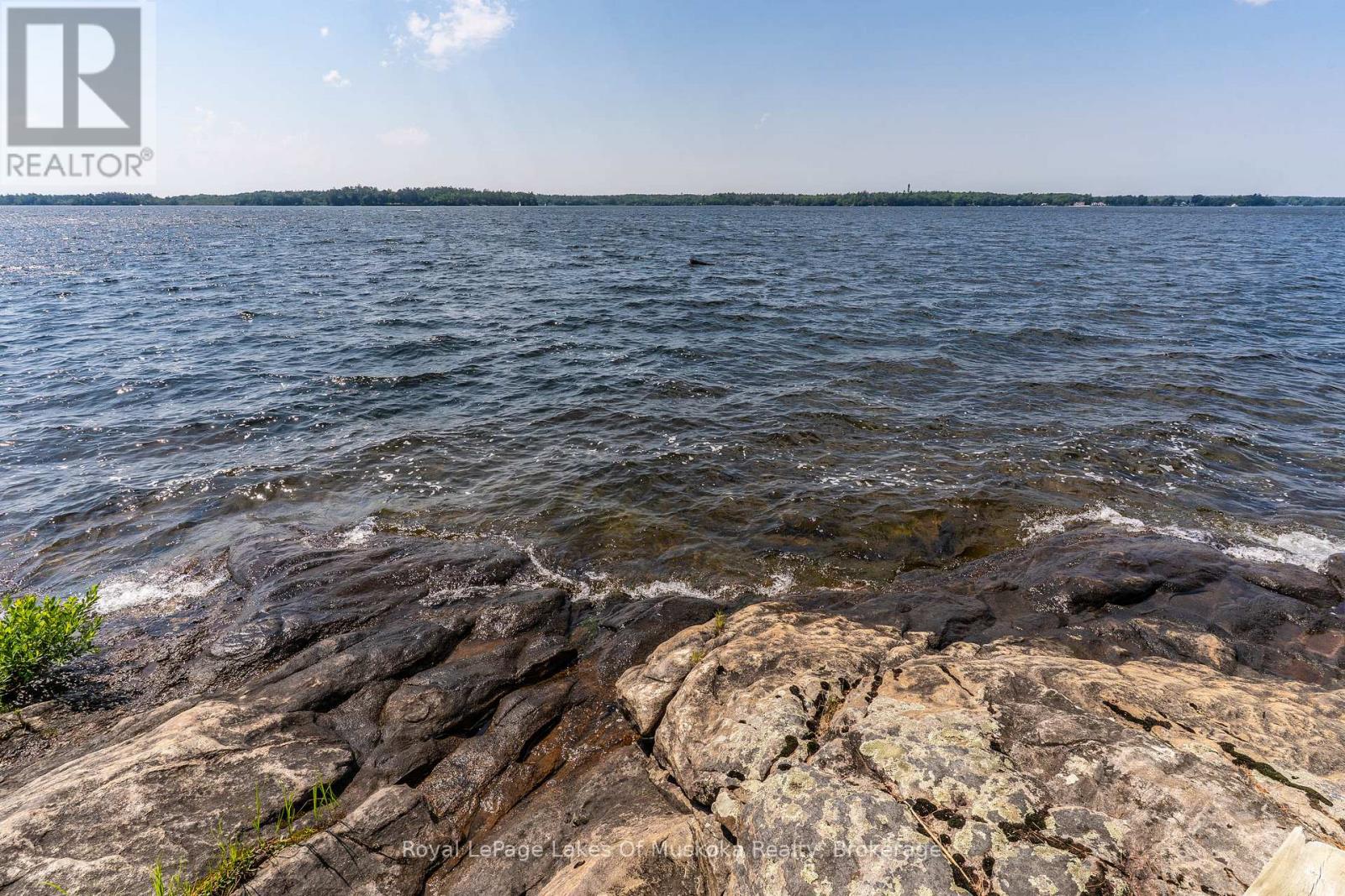 1 Island 2sl Island, Gravenhurst, Ontario P1P 1R1 - Photo 39 - X12918850