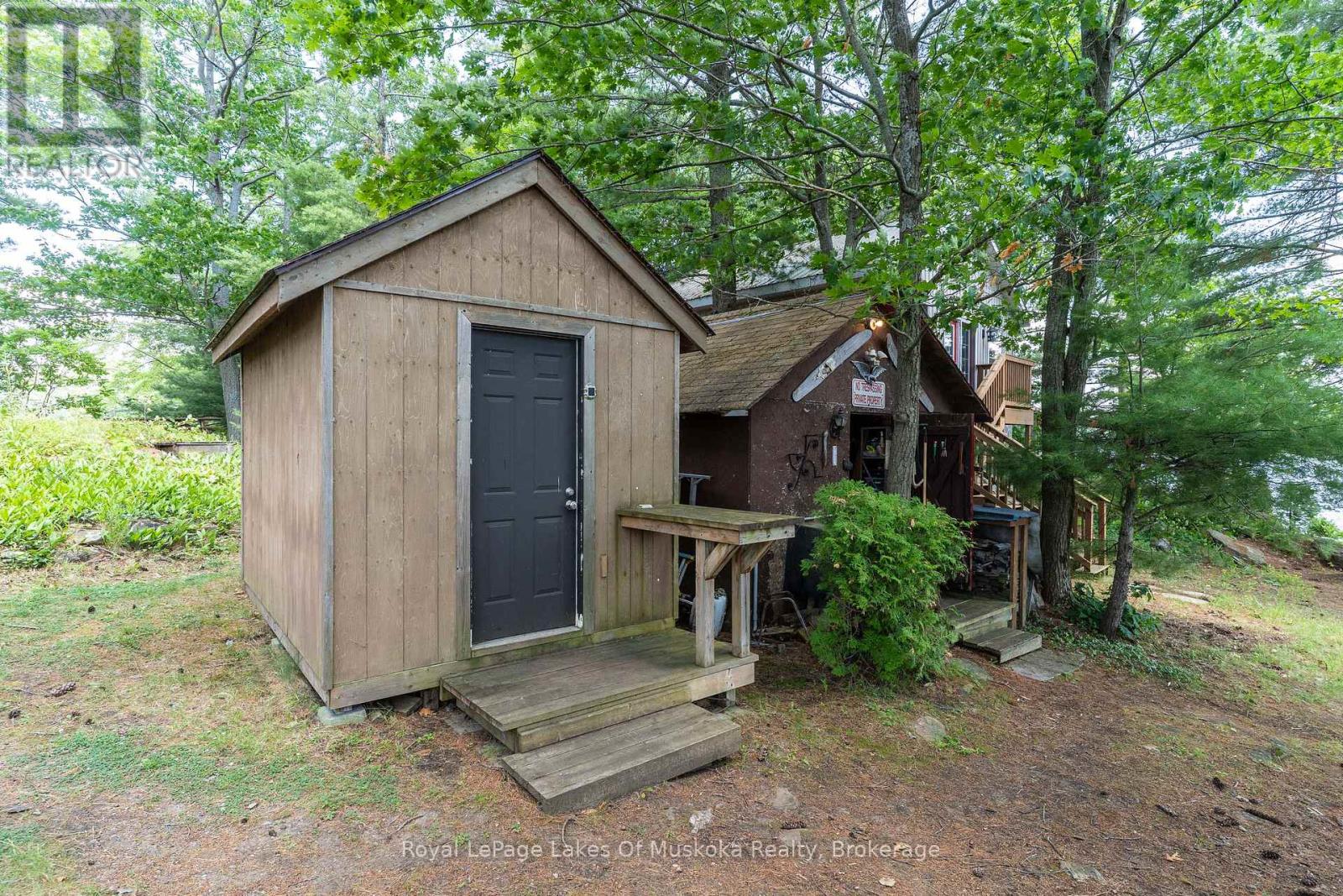 1 Island 2sl Island, Gravenhurst, Ontario P1P 1R1 - Photo 8 - X12918850