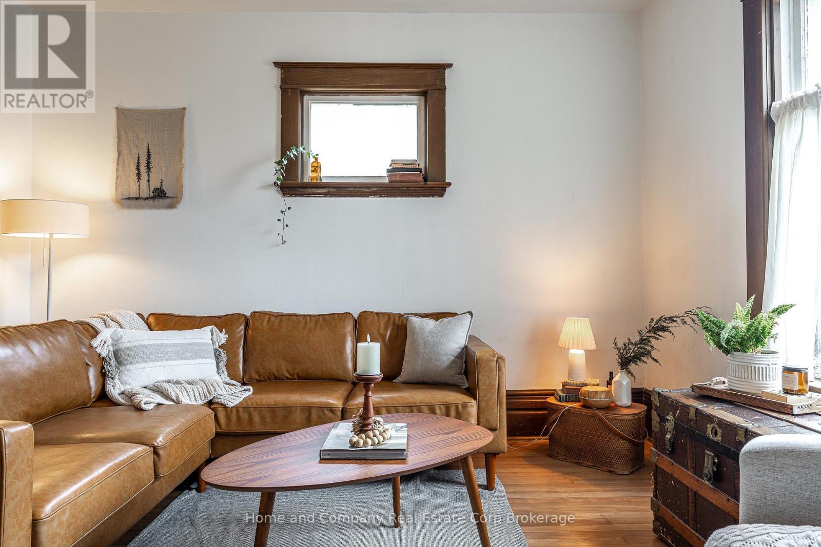 211 Queen Street W, St. Marys, Ontario  N4X 1A2 - Photo 3 - X12918884