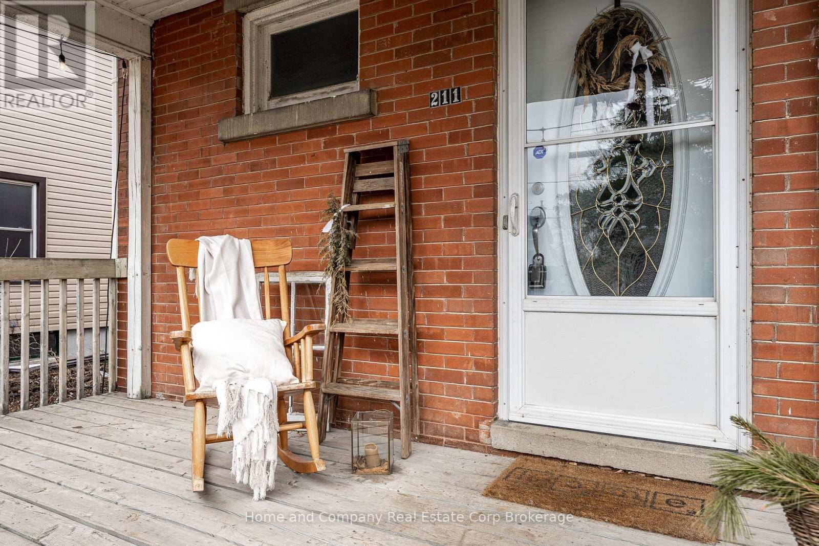 211 Queen Street W, St. Marys, Ontario  N4X 1A2 - Photo 30 - X12918884