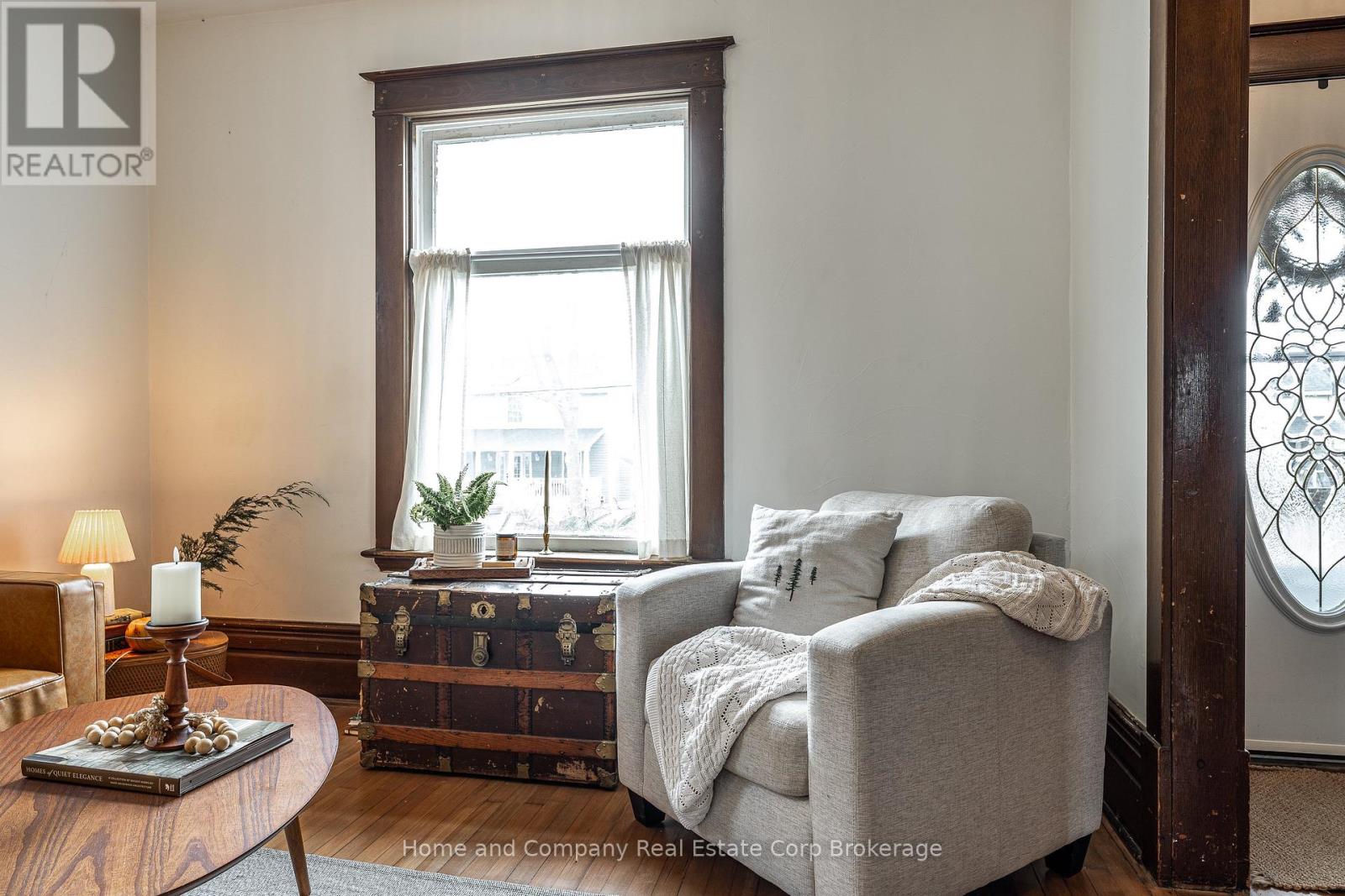 211 Queen Street W, St. Marys, Ontario  N4X 1A2 - Photo 6 - X12918884