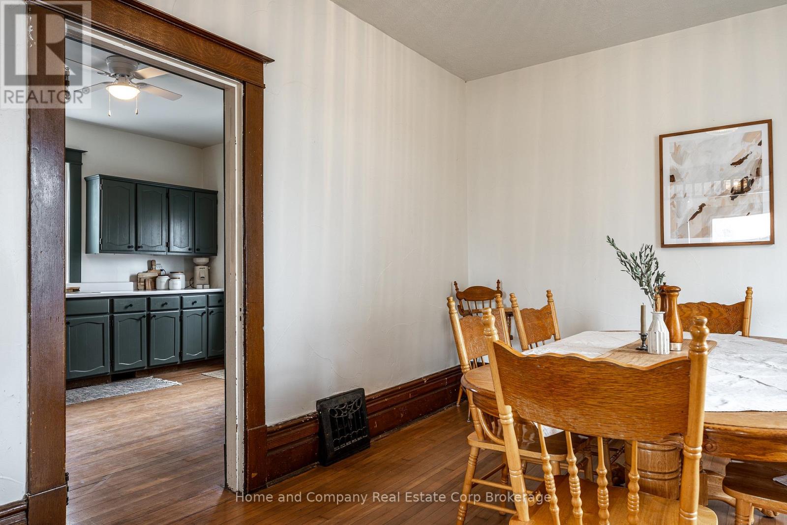 211 Queen Street W, St. Marys, Ontario  N4X 1A2 - Photo 8 - X12918884