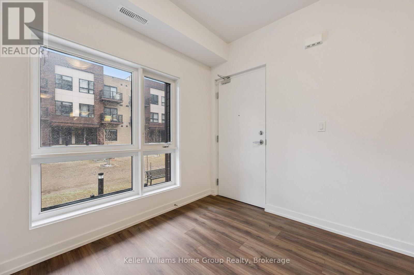 A15 - 10 Palace Street, Kitchener, Ontario N2E 0J3 - Photo 5 - X12918906