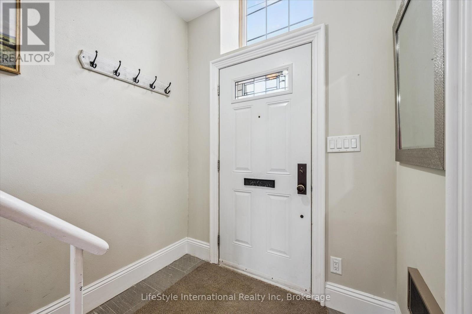 6 - 196 Arthur Street N, Guelph (General Hospital), Ontario  N1E 4V8 - Photo 10 - X12918984