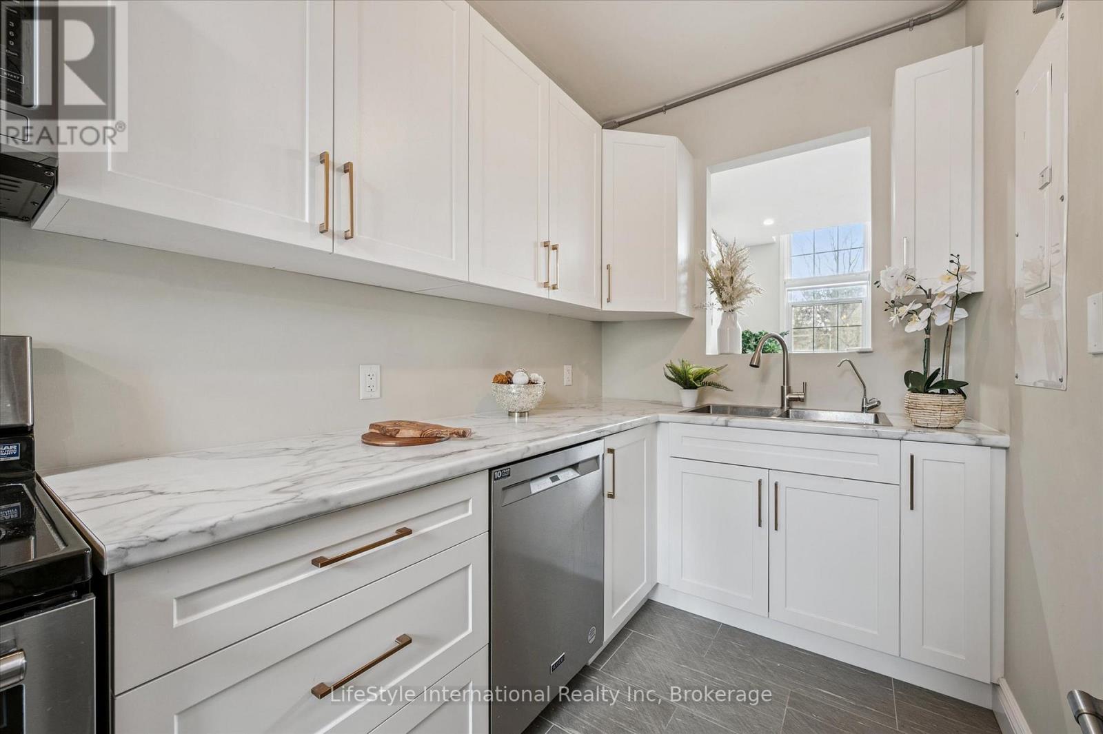 6 - 196 Arthur Street N, Guelph (General Hospital), Ontario  N1E 4V8 - Photo 20 - X12918984