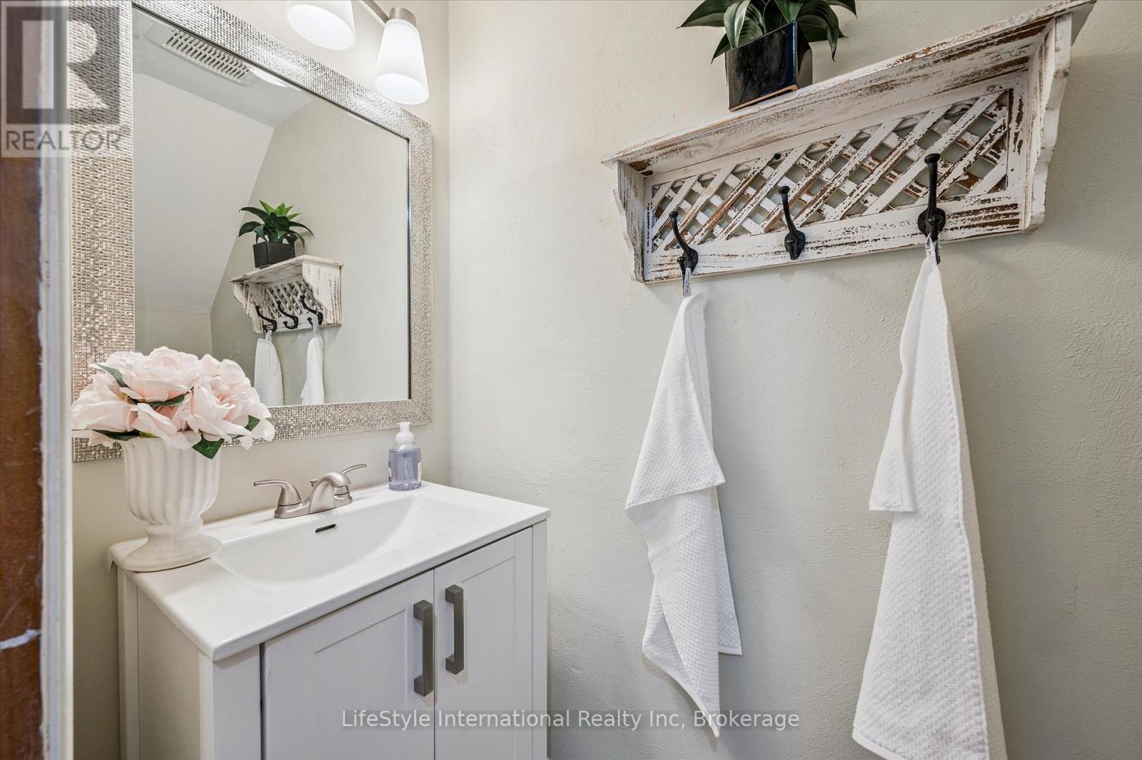 6 - 196 Arthur Street N, Guelph (General Hospital), Ontario  N1E 4V8 - Photo 27 - X12918984