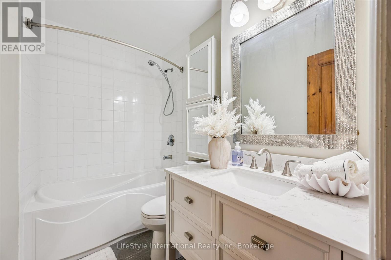 6 - 196 Arthur Street N, Guelph (General Hospital), Ontario  N1E 4V8 - Photo 34 - X12918984