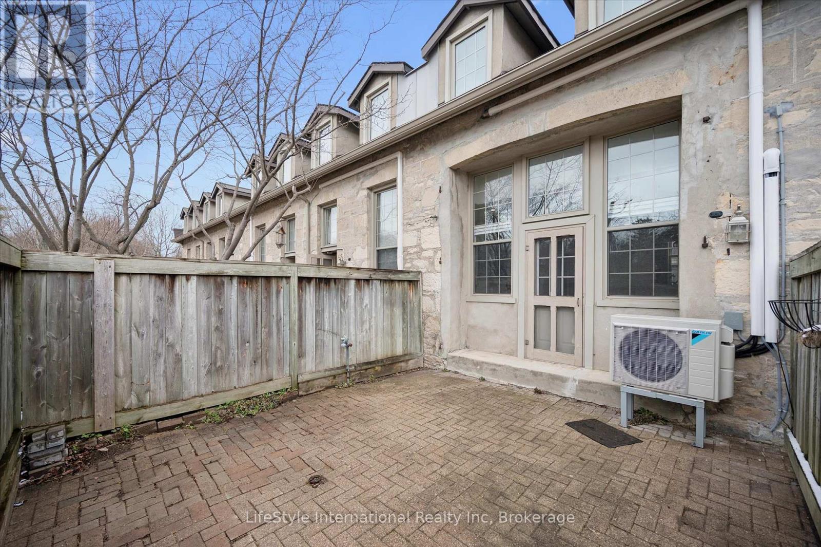 6 - 196 Arthur Street N, Guelph (General Hospital), Ontario  N1E 4V8 - Photo 36 - X12918984