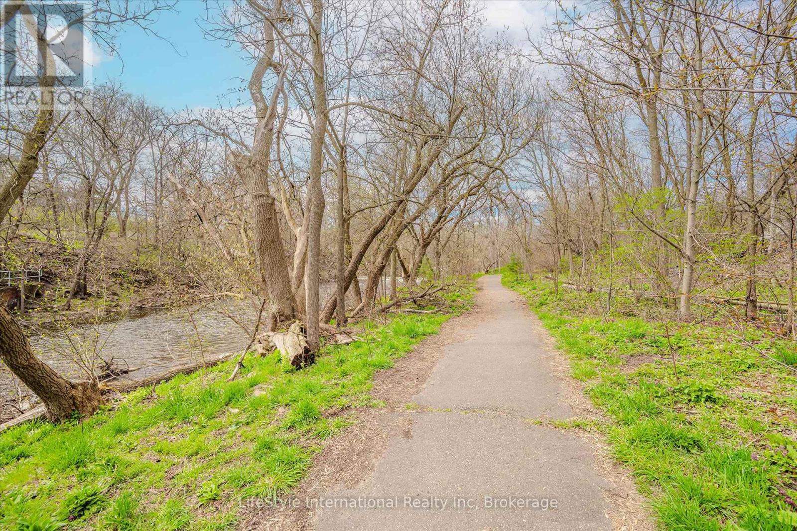 6 - 196 Arthur Street N, Guelph (General Hospital), Ontario  N1E 4V8 - Photo 45 - X12918984