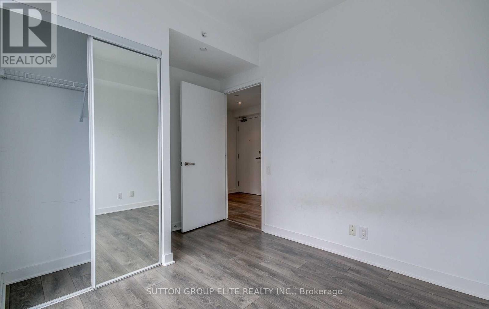 2503 - 15 Grenville Street, Toronto (Bay Street Corridor), Ontario  M4Y 0B9 - Photo 14 - C12918724