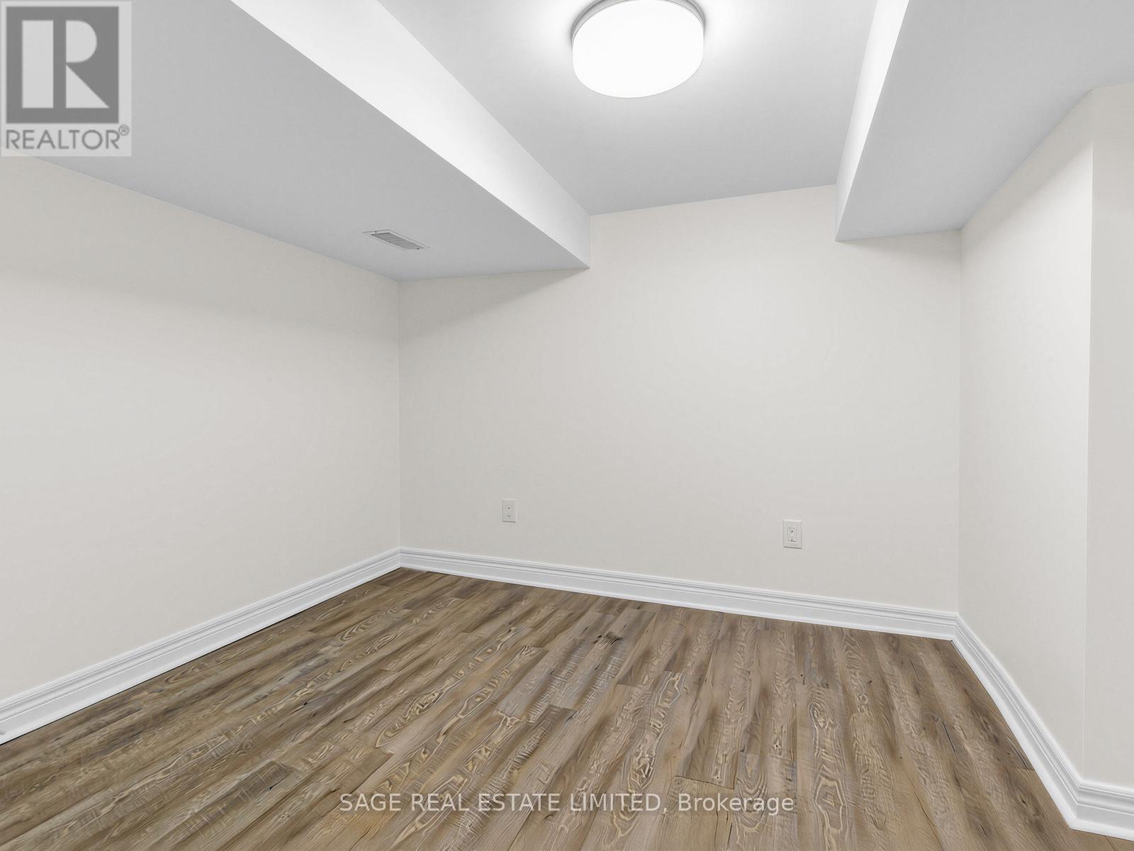 Lower - 321 Lauder Avenue, Toronto (Oakwood Village), Ontario  M6E 3H7 - Photo 22 - C12918730