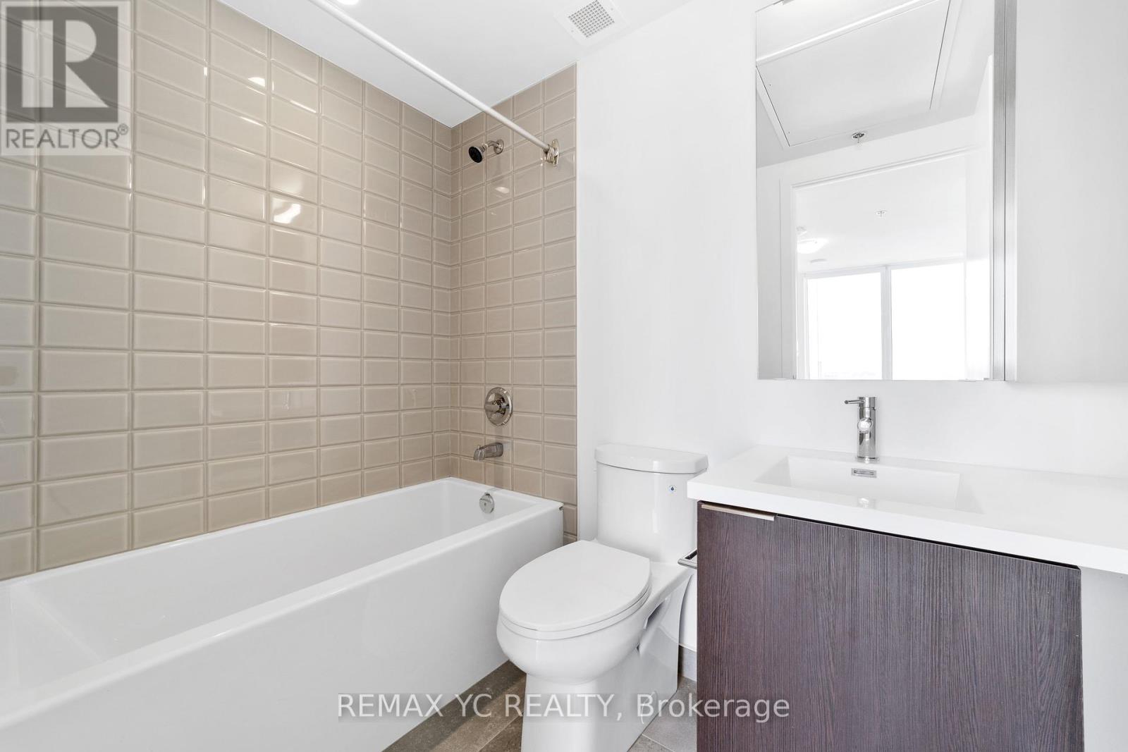 2605 - 203 College Street, Toronto (Kensington-Chinatown), Ontario  M5T 0C8 - Photo 11 - C12918776