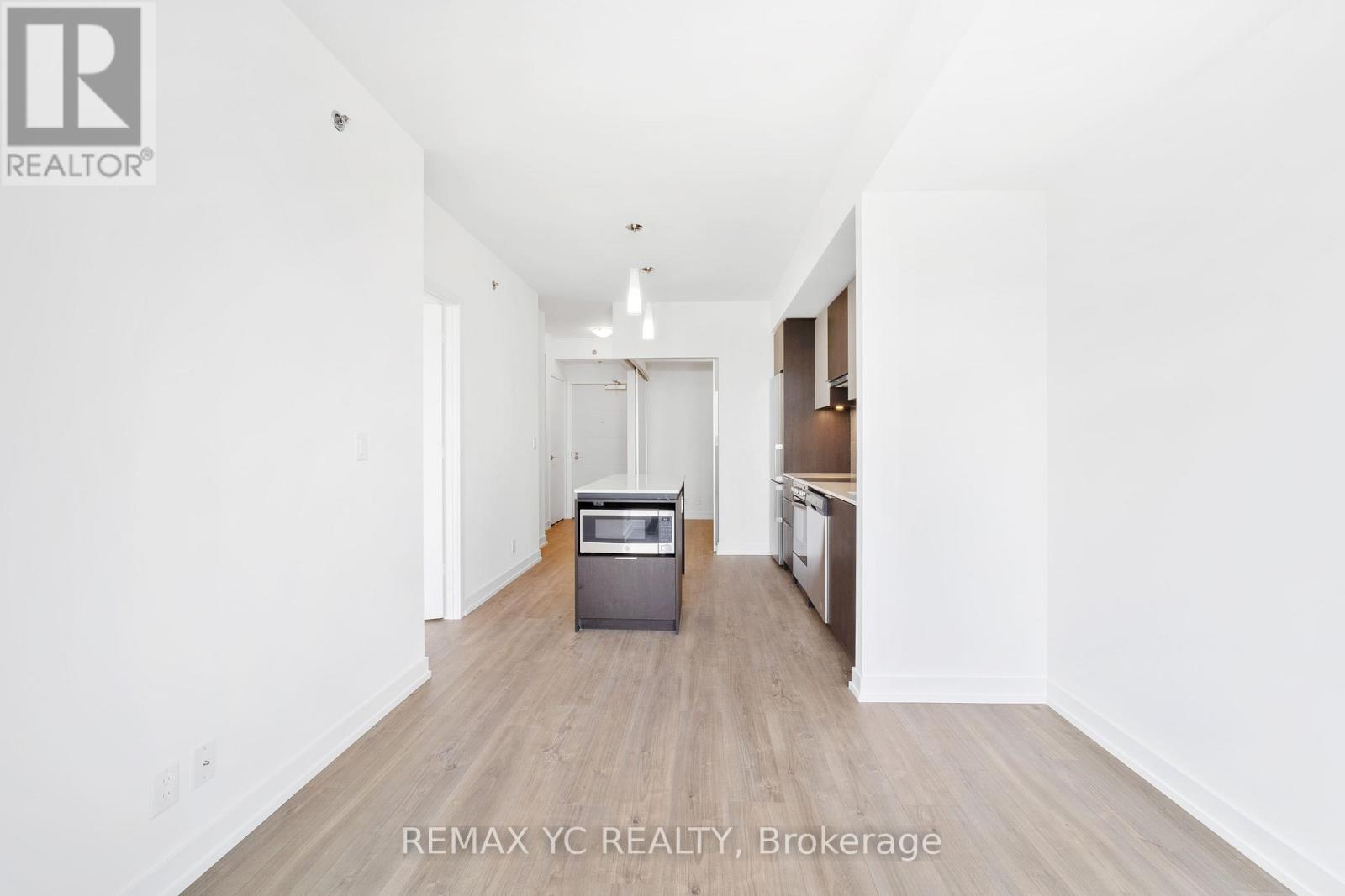 2605 - 203 College Street, Toronto (Kensington-Chinatown), Ontario  M5T 0C8 - Photo 4 - C12918776