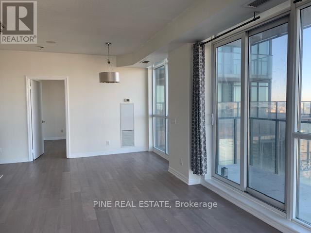 Ph601 - 770 Bay Street, Toronto (Bay Street Corridor), Ontario  M5G 0A6 - Photo 3 - C12918806