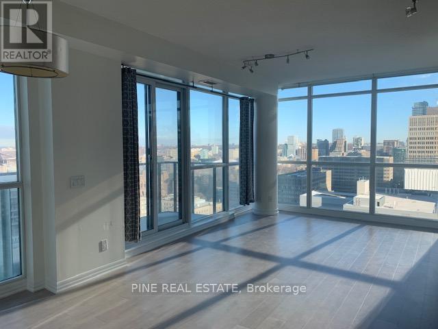 Ph601 - 770 Bay Street, Toronto (Bay Street Corridor), Ontario  M5G 0A6 - Photo 4 - C12918806