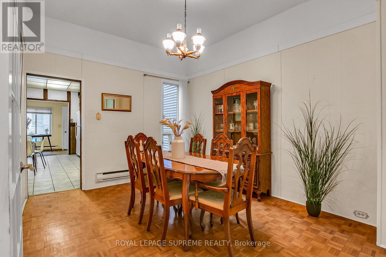 163 Beaconsfield Avenue, Toronto (Little Portugal), Ontario  M6J 3J7 - Photo 11 - C12918816