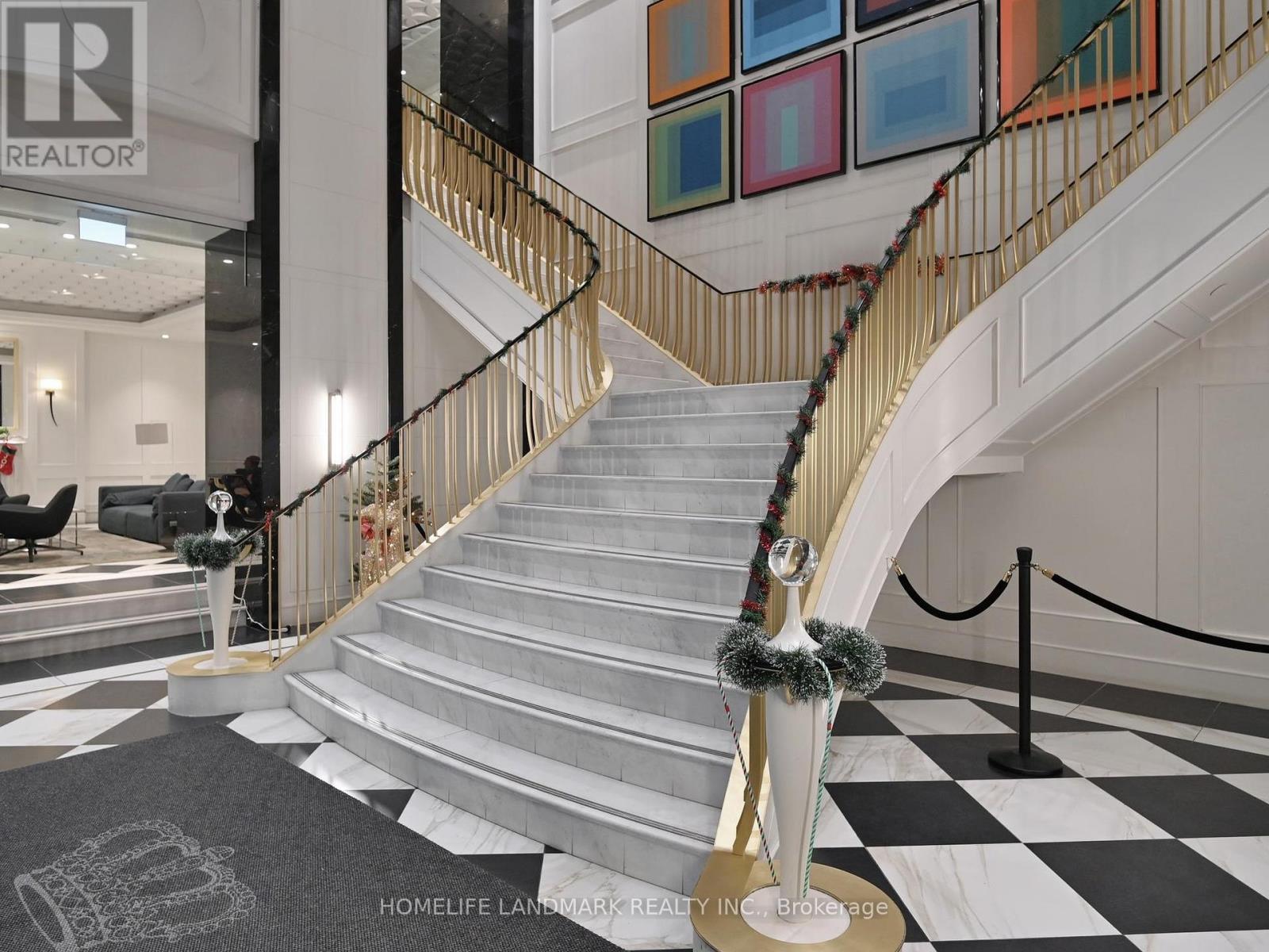 2207 - 955 Bay Street, Toronto, Ontario  M5S 0C6 - Photo 4 - C12918836