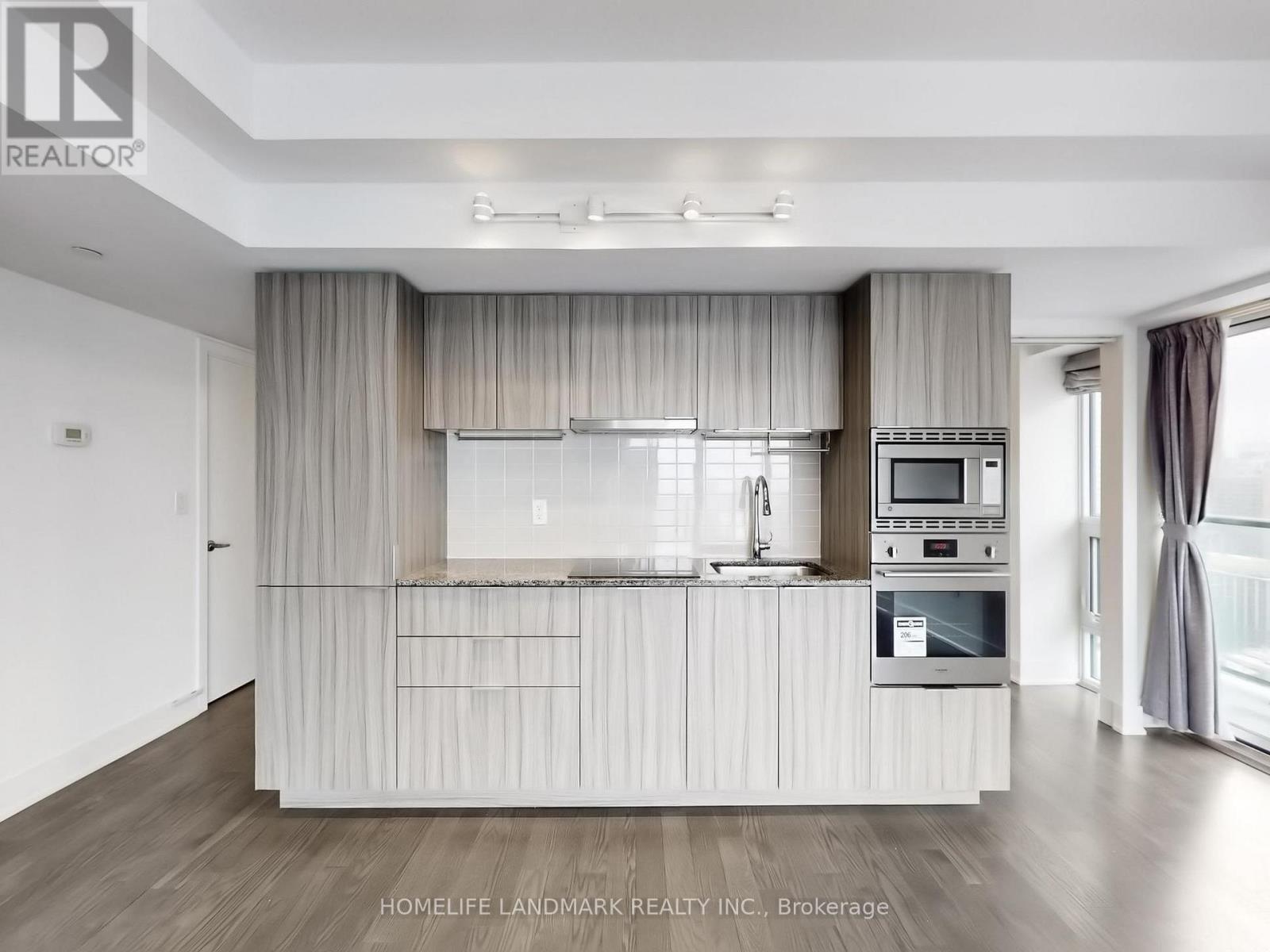 2207 - 955 Bay Street, Toronto, Ontario  M5S 0C6 - Photo 9 - C12918836