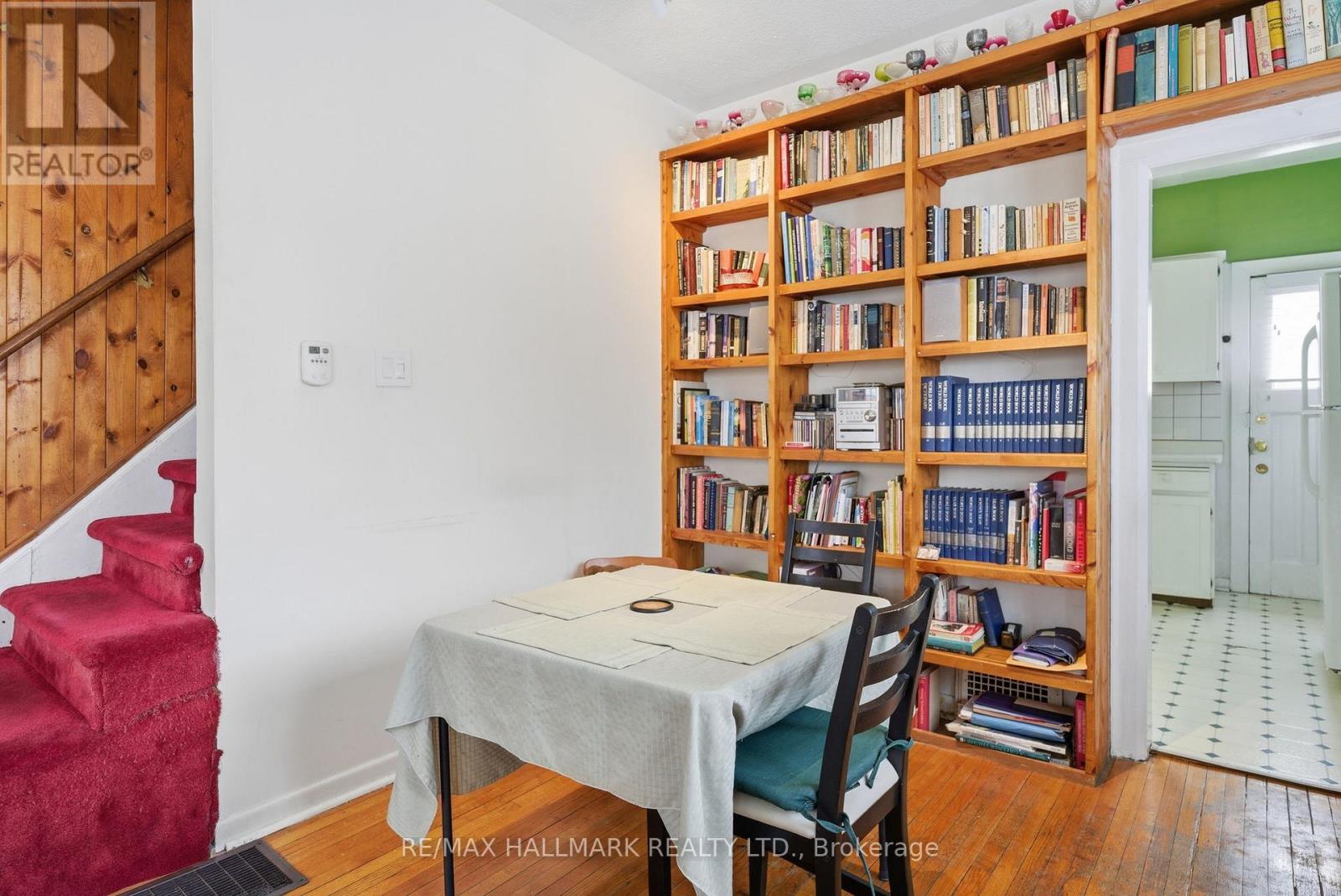 217 Snowdon Avenue, Toronto, Ontario  M4N 2B4 - Photo 12 - C12918856