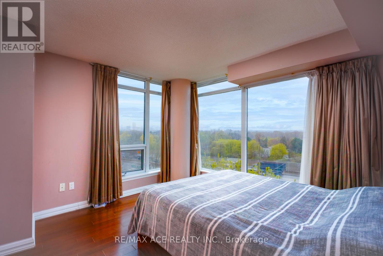 605 - 18 Valley Woods Road, Toronto (Parkwoods-Donalda), Ontario  M3A 0A1 - Photo 11 - C12918858