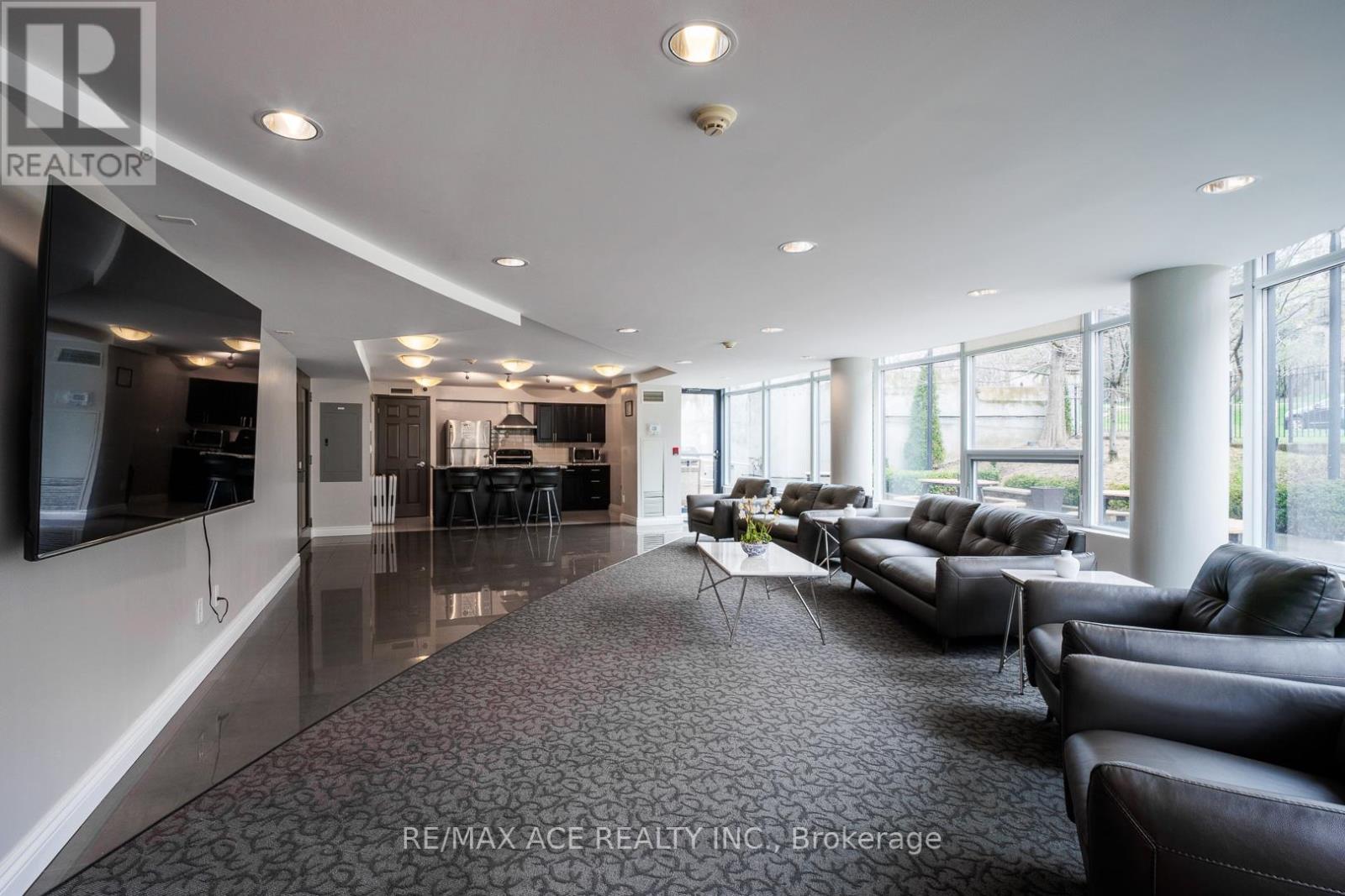 605 - 18 Valley Woods Road, Toronto (Parkwoods-Donalda), Ontario  M3A 0A1 - Photo 18 - C12918858