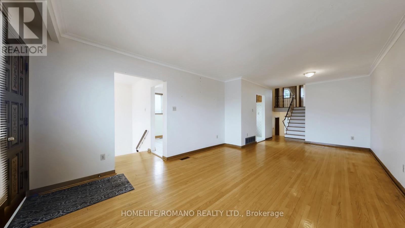 43 Warfield Drive, Toronto (Pleasant View), Ontario  M2J 3S4 - Photo 7 - C12918868