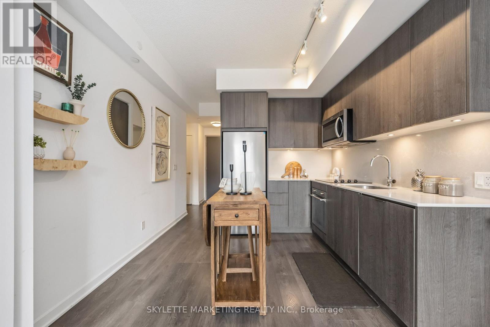 414 - 38 Forest Manor Road, Toronto (Henry Farm), Ontario  M2J 1M1 - Photo 11 - C12918876