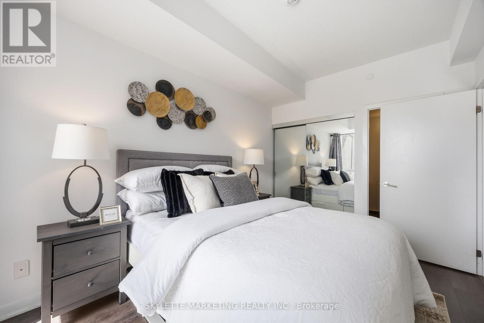 414 - 38 Forest Manor Road, Toronto (Henry Farm), Ontario  M2J 1M1 - Photo 24 - C12918876