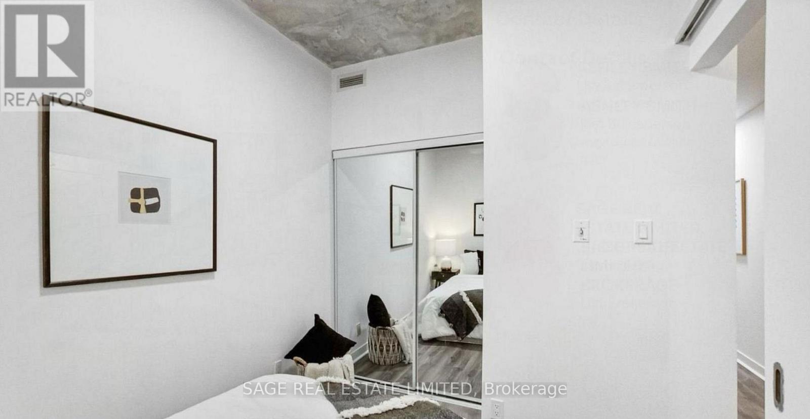 208 - 127 Queen Street E, Toronto (Church-Yonge Corridor), Ontario  M5C 1S3 - Photo 17 - C12918886