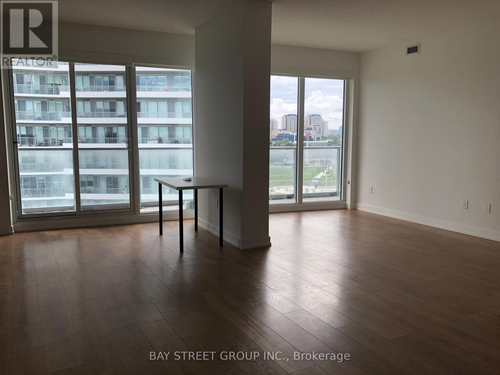 1206 - 117 Mcmahon Drive, Toronto, Ontario  M2K 0E4 - Photo 3 - C12918986