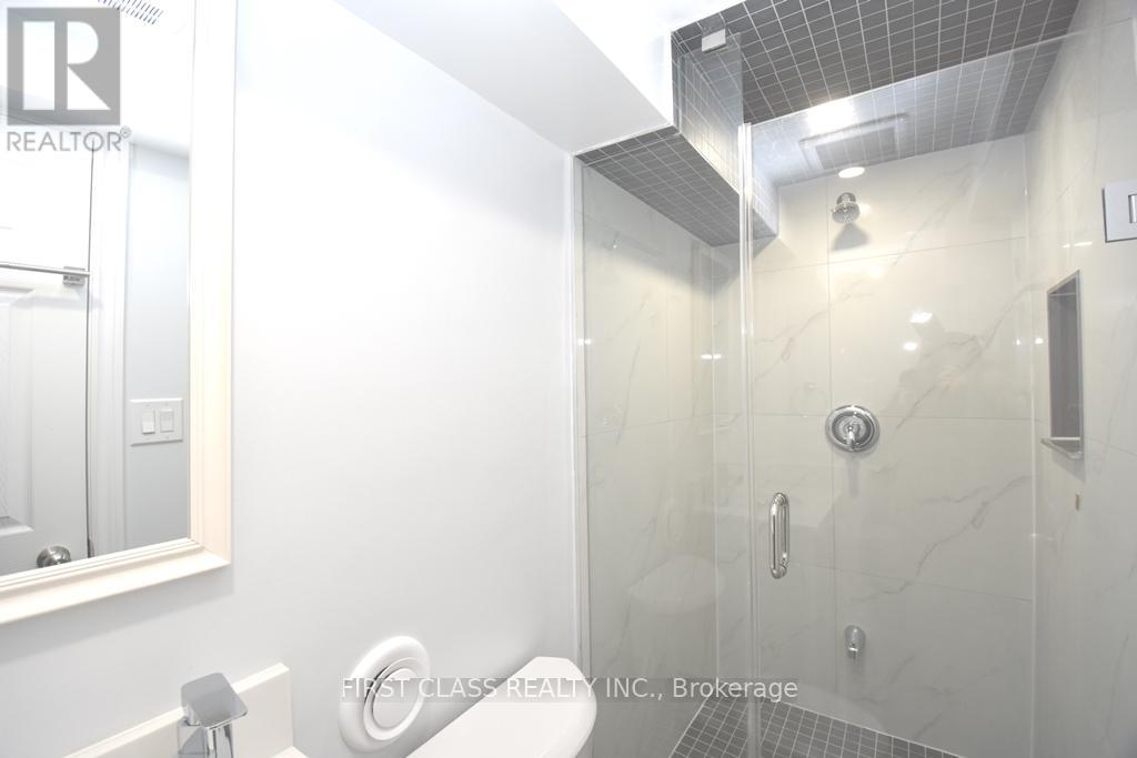 1 - 113 Holcolm Road, Toronto (Willowdale West), Ontario  M2N 2E1 - Photo 5 - C12918996