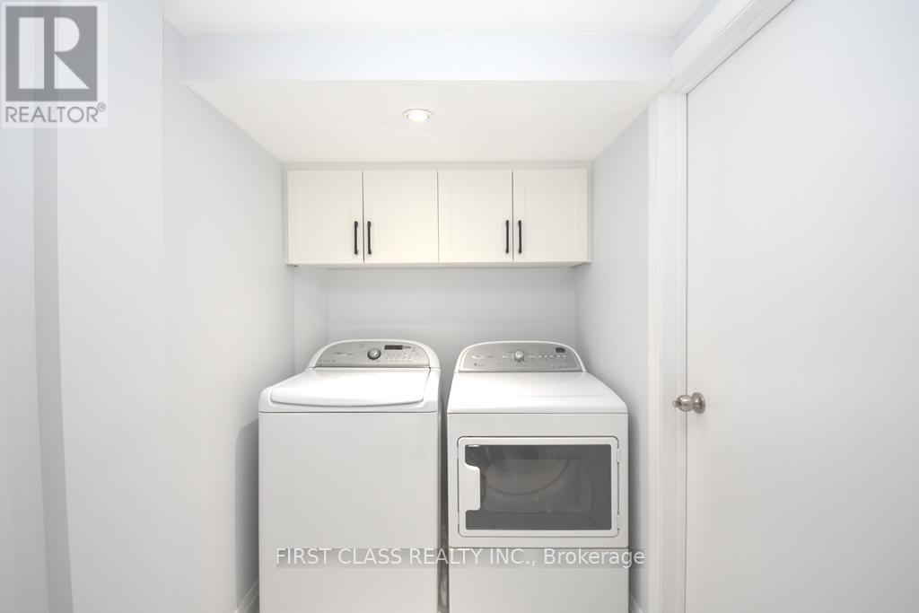 1 - 113 Holcolm Road, Toronto (Willowdale West), Ontario  M2N 2E1 - Photo 7 - C12918996