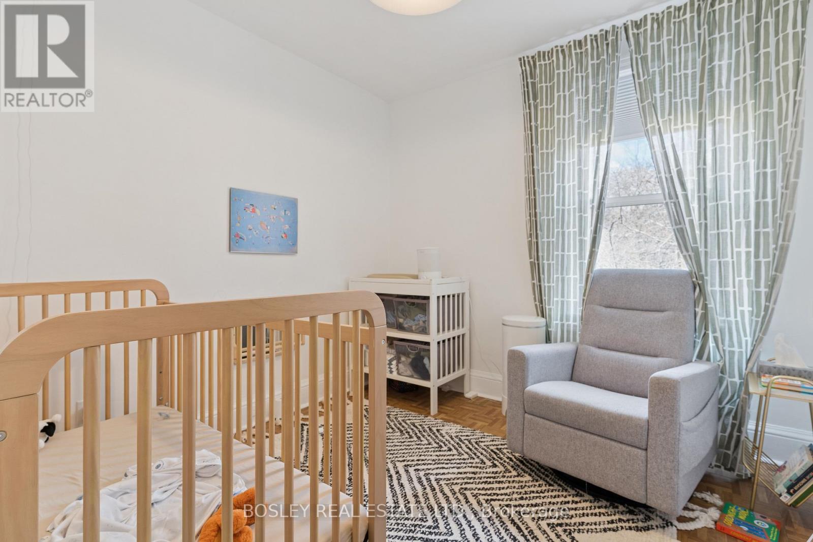 725 Manning Avenue, Toronto, Ontario  M6G 2W5 - Photo 13 - C12919034