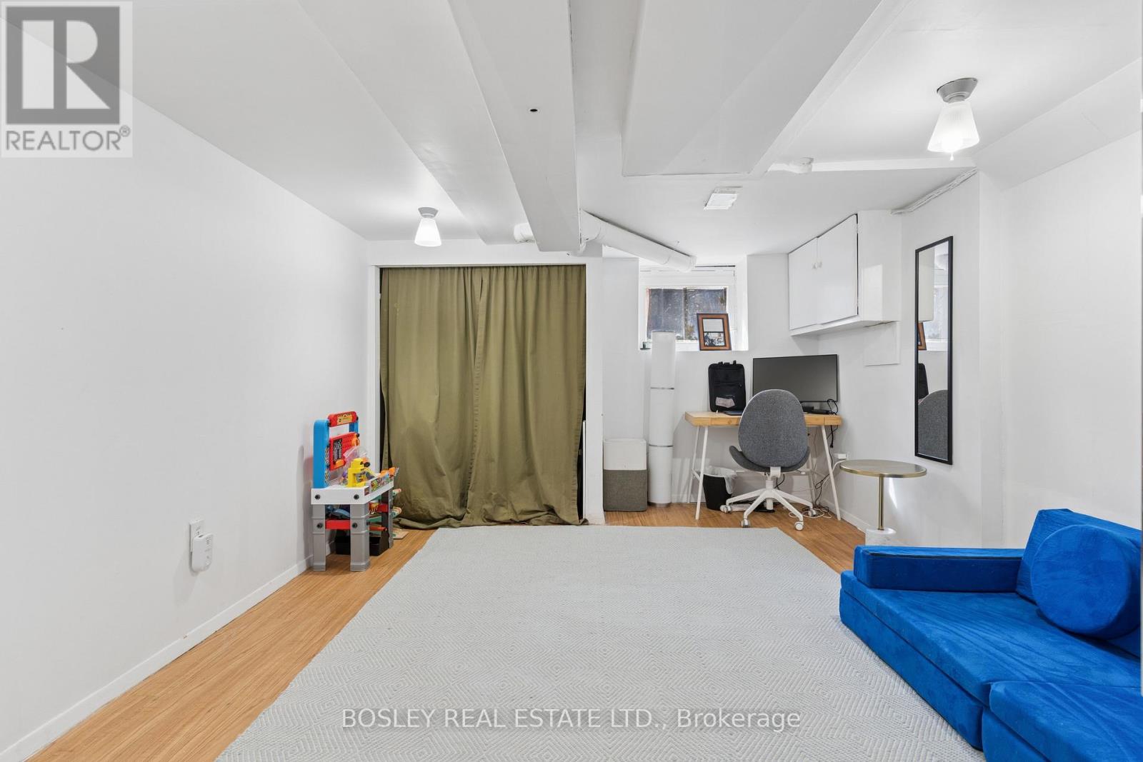 725 Manning Avenue, Toronto, Ontario  M6G 2W5 - Photo 26 - C12919034