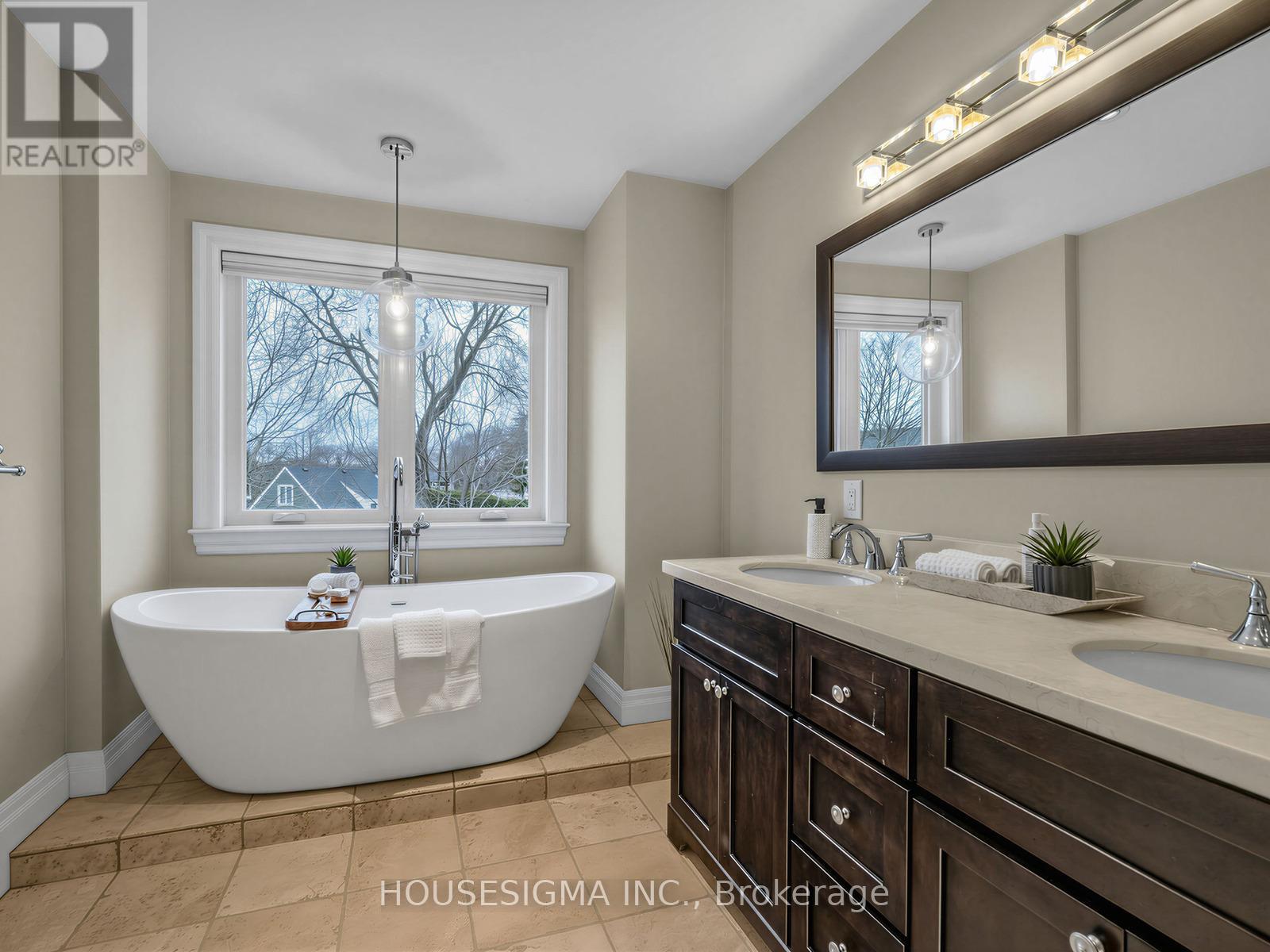 23 Tiago Avenue, Toronto, Ontario  M4B 1Z9 - Photo 24 - E12918728