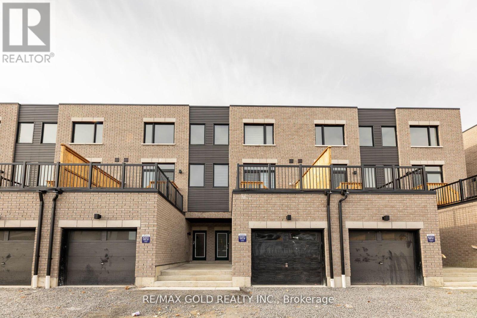 217 MONARCH AVENUE, Ajax, Ontario