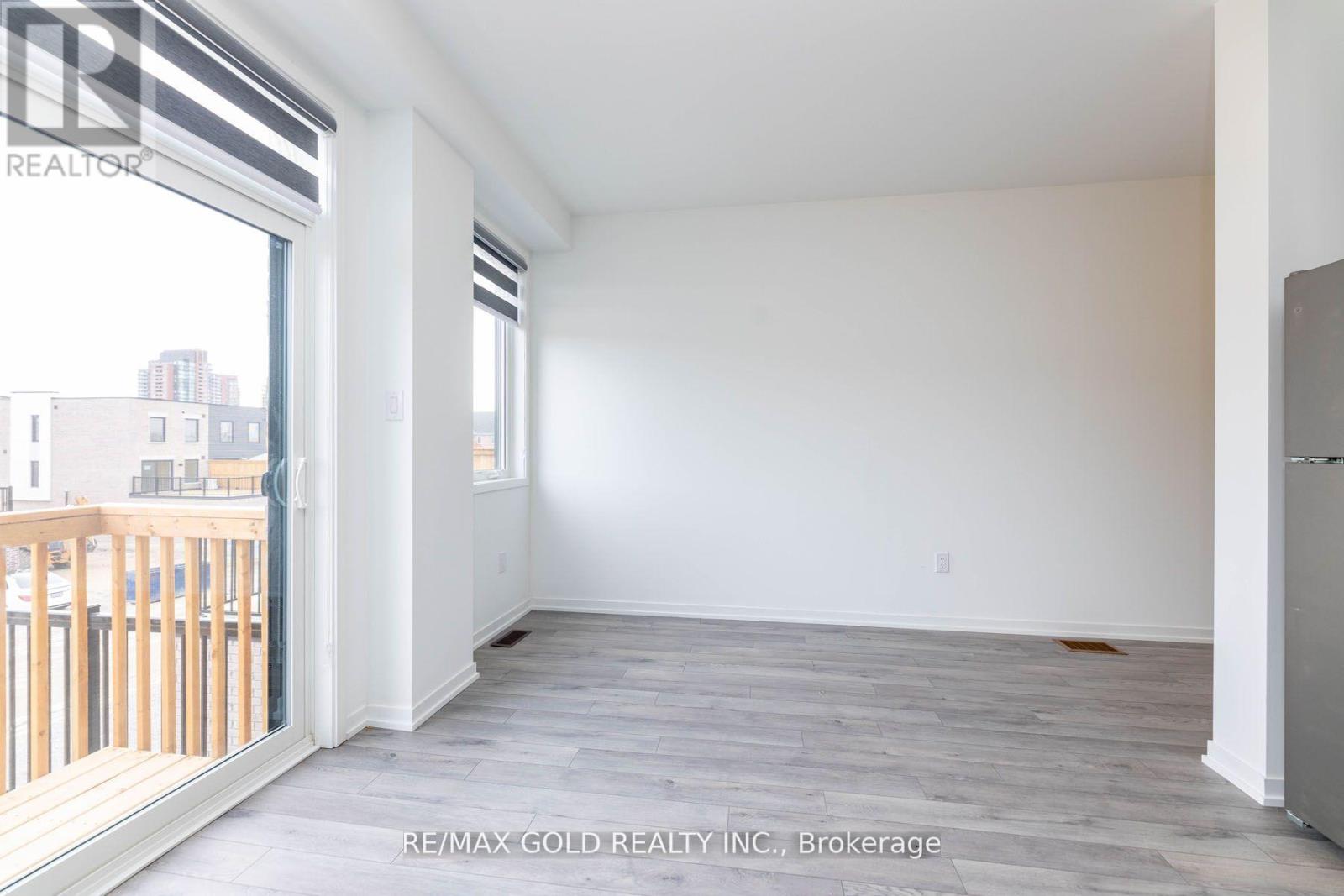 217 Monarch Avenue, Ajax (South West), Ontario  L1S 7M3 - Photo 18 - E12918744