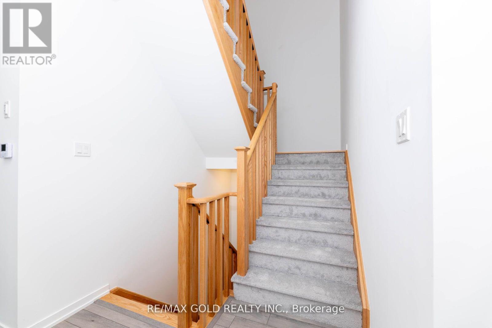 217 Monarch Avenue, Ajax (South West), Ontario  L1S 7M3 - Photo 25 - E12918744