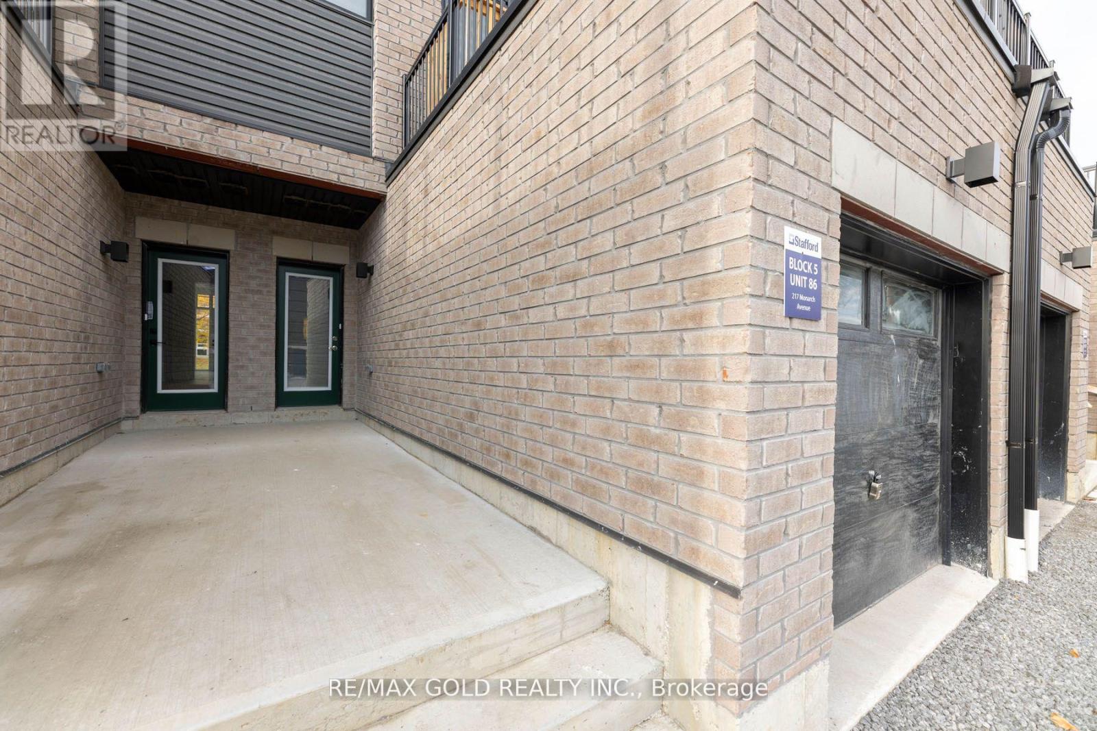 217 Monarch Avenue, Ajax (South West), Ontario  L1S 7M3 - Photo 6 - E12918744