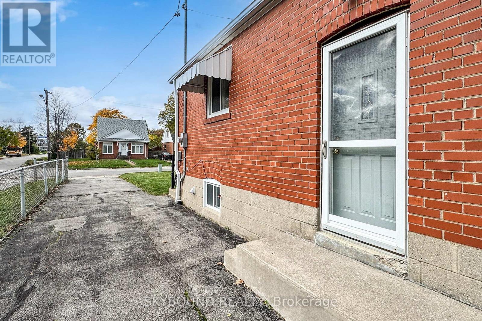 139 Tower Drive, Toronto (Wexford-Maryvale), Ontario  M1R 3P6 - Photo 32 - E12918764