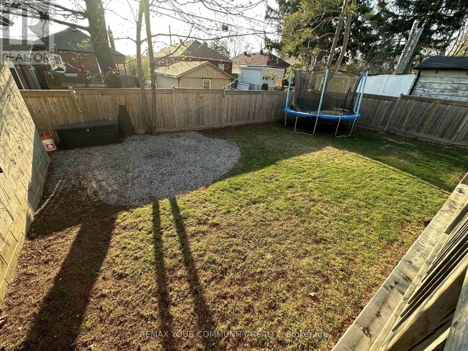 Main - 20 Bonny Lynn Court, Toronto (Ionview), Ontario  M1K 3A4 - Photo 14 - E12918766